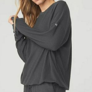 🌱 NWT Alo Yoga Soho Pullover Anthracite Grey Size Small
